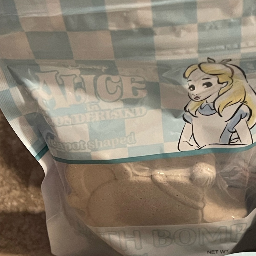 Alice in Wonderland (AiW)- Bath Salts, Scrub, Poof, Bath Bomb & Shroom Balm - Picture 14 of 14